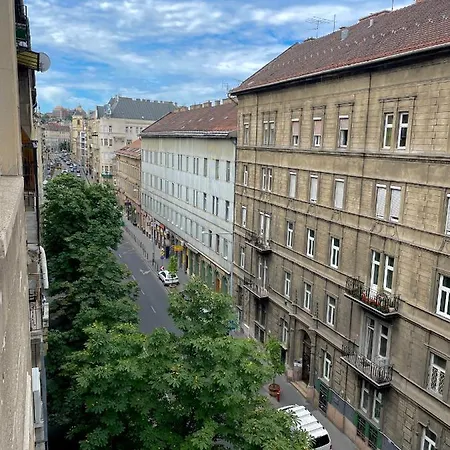 5 Appartement *