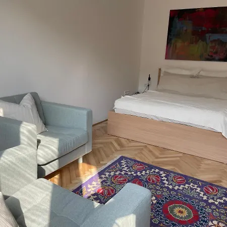 Apartment 5 *