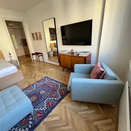 5 Apartment *